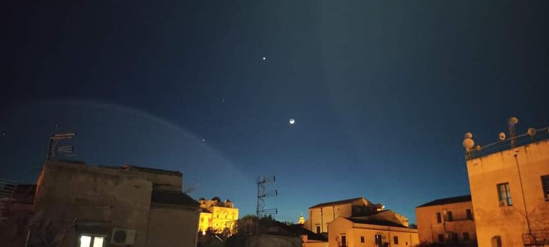 Sofia'S Apt Loft Incantevole Con Terrazza Privata باليرمو المظهر الخارجي الصورة